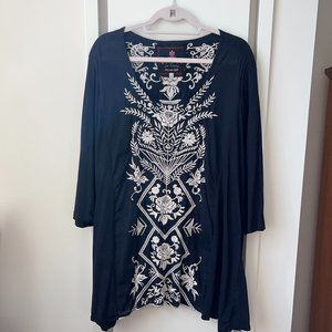 Johnny Was Embroidered Tunic * Deep Navy * Size 2X